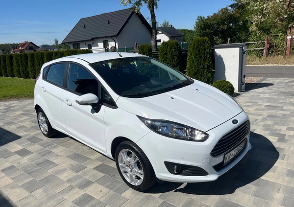 Ford Fiesta cena 22900 przebieg: 179580, rok produkcji 2013 z Zagórów małe 232